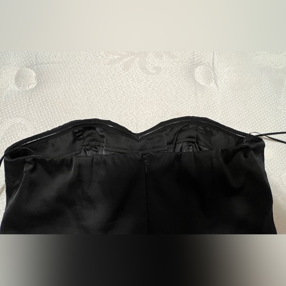 Express Strapless Black Mini Dress - Picture 2 of 4
